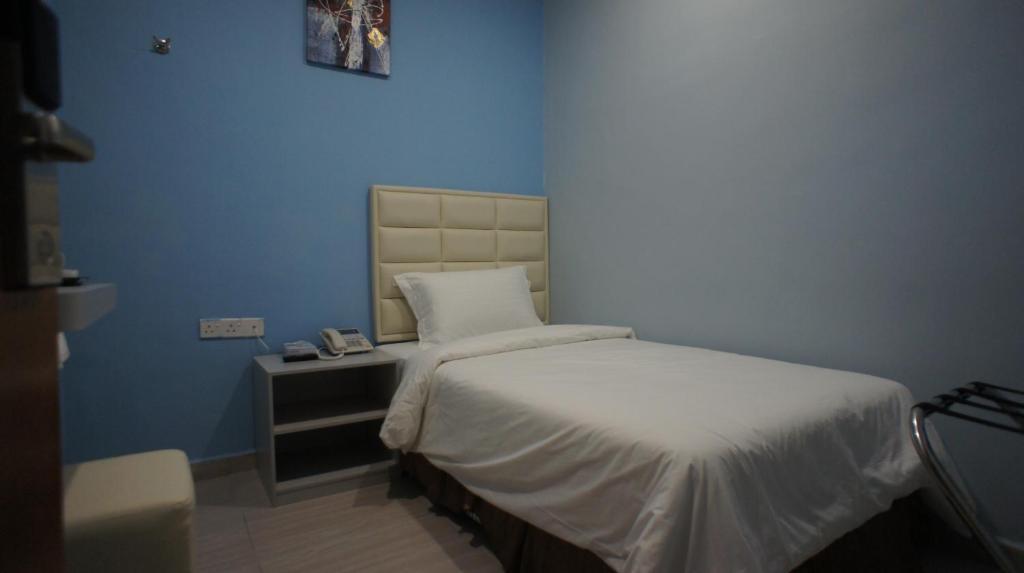 Hotel Zamburger Bukit Indah Johor Bahru Exterior foto