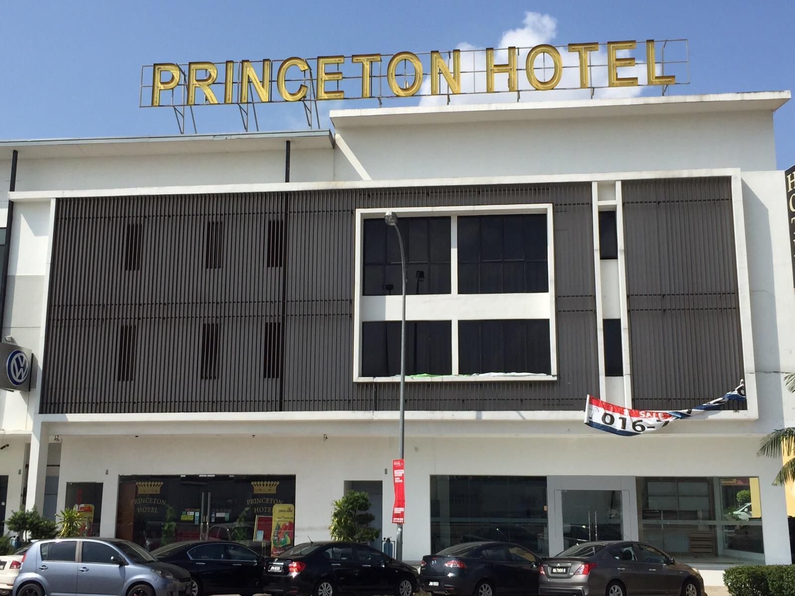 Hotel Zamburger Bukit Indah Johor Bahru Exterior foto