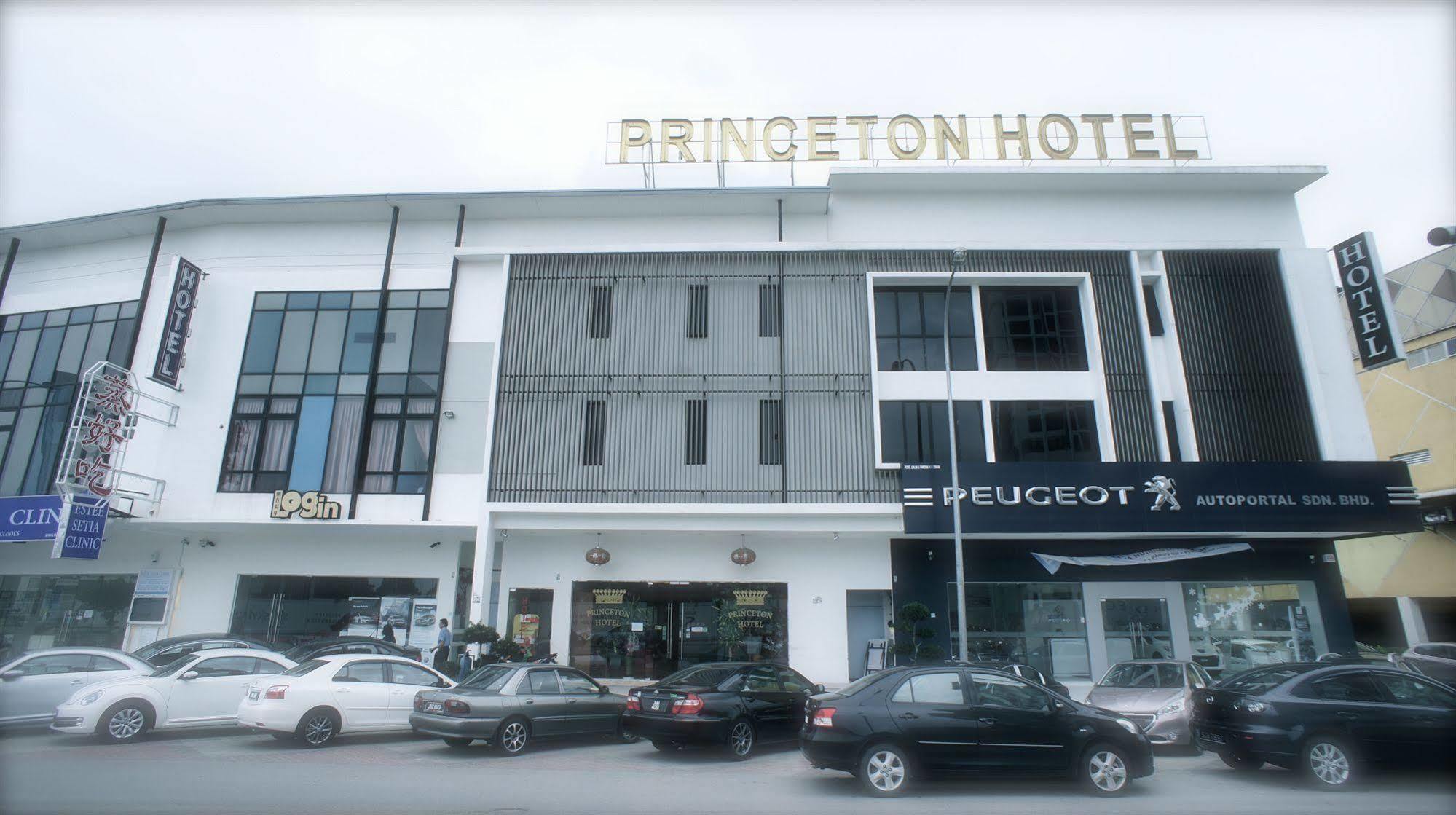 Hotel Zamburger Bukit Indah Johor Bahru Exterior foto